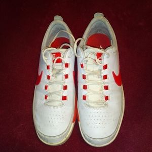 Nike Tennis Shoes